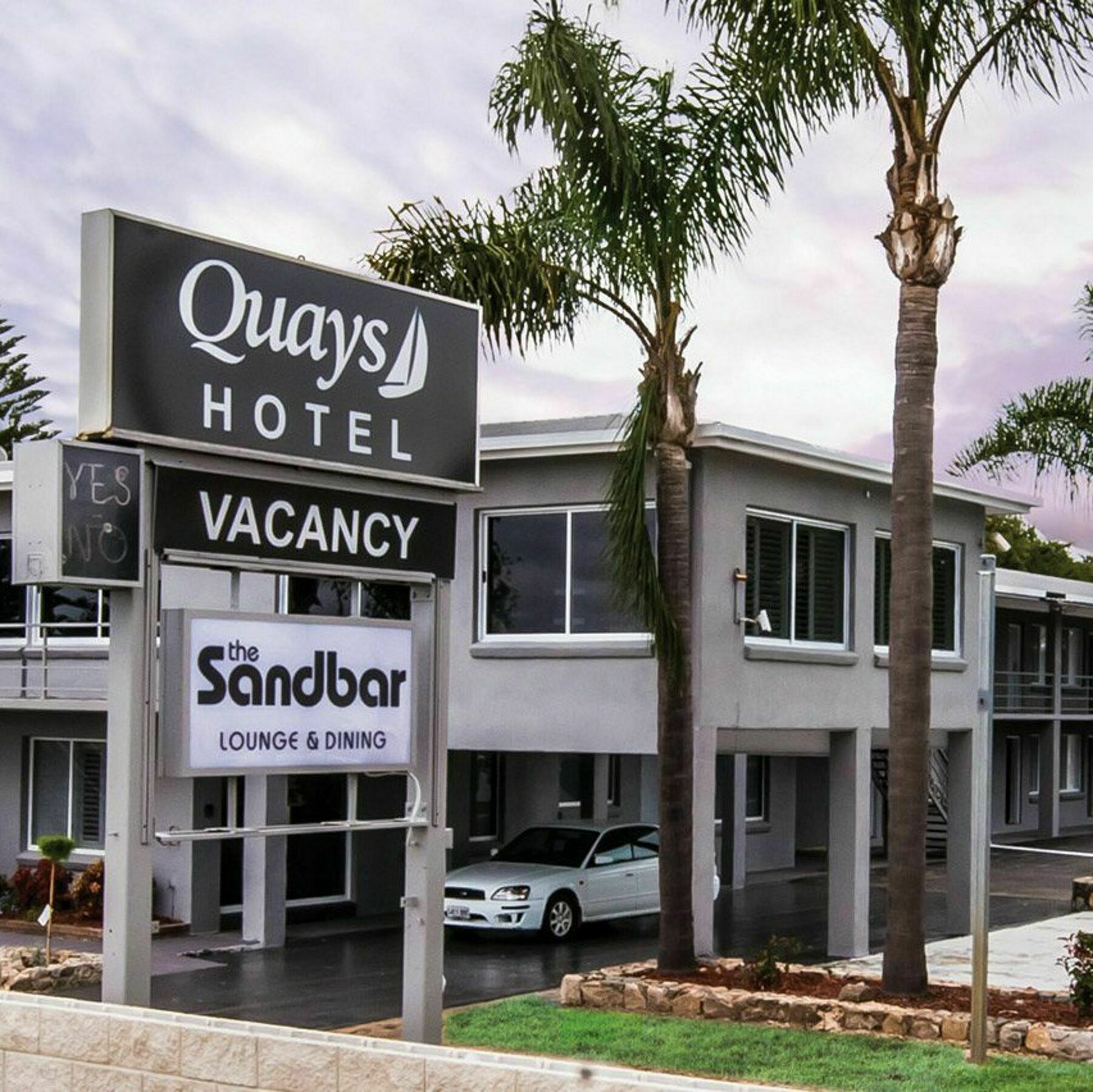 Quays Hotel Batemans Bay Ngoại thất bức ảnh